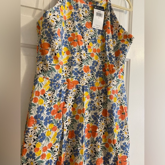 Spring dress - Picture 5 of 7